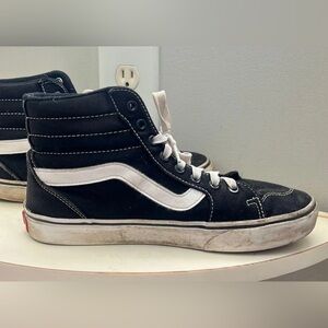 Vans high top converse black